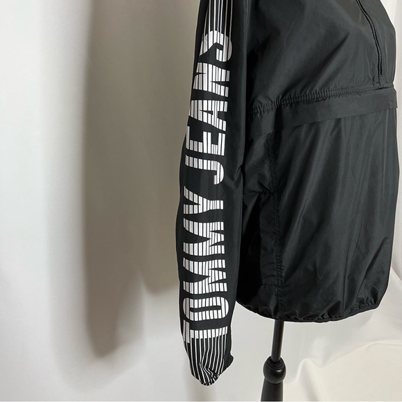 Vintage Tommy Hilfiger Jean Windbreaker 90s spell out Anorak Jacket Vtg - Picture 3 of 11